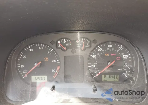 1999 Volkswagen Jetta Gls z USA, uszkodzony, nr VIN 3VWSA29M1XM037988